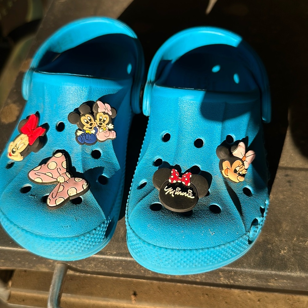 Toodler size 9 ocean blue
